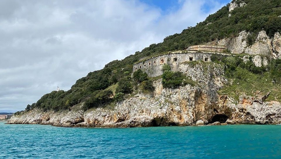 Batería Alta de San Martín, Spain